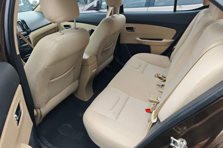 Used Chery E3 2013 1.5L Manual Fashion Model