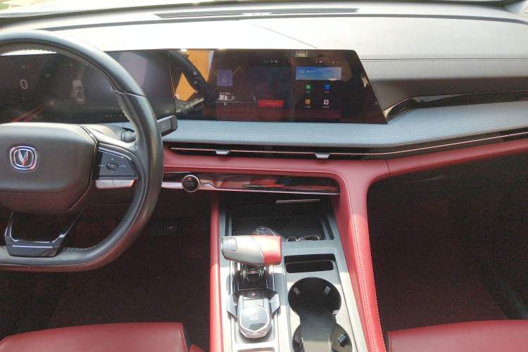 Used CHANGAN CS75 PLUS 2022 Second-Generation 2.0T Automatic Prestige Model
