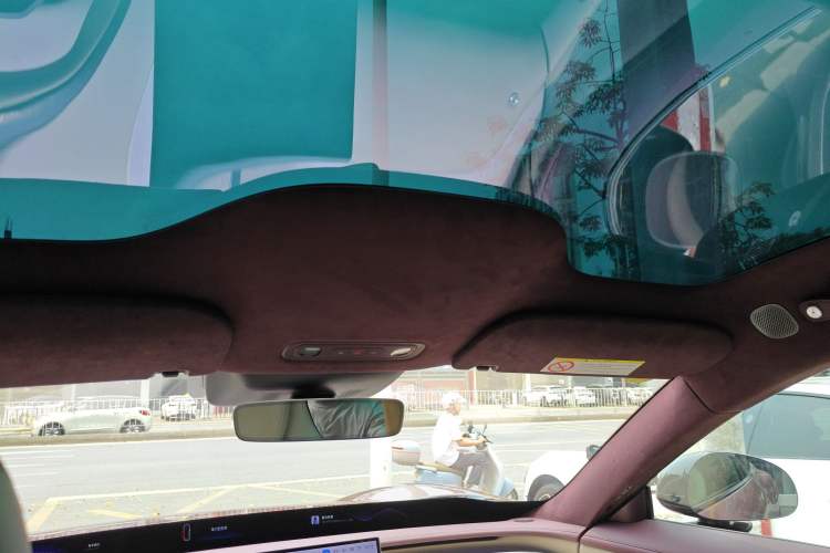 Used Xiaomi Auto YU7 2025 Ultra-Long Range High-Performance All-Wheel-Drive Max Edition Headliner