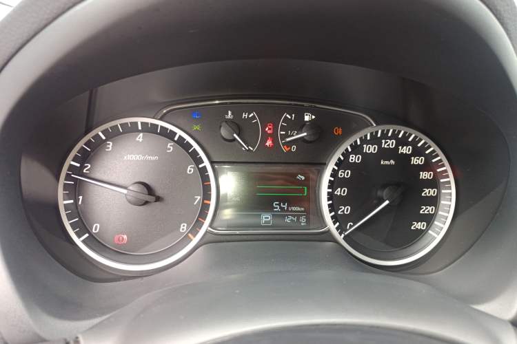 Used Nissan Sylphy 2024 Classic 1.6XE CVT Comfort Edition Instrument Cluster