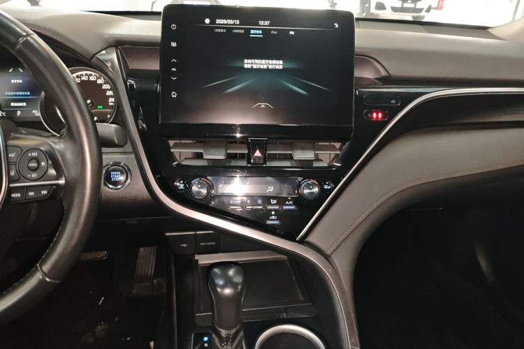 Used Toyota Camry 2023 2.0G Luxury Edition