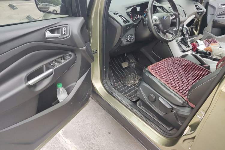 Used Ford Kuga 2015 1.5L GTDi Two-Wheel Drive Fashion Edition Driver Seat