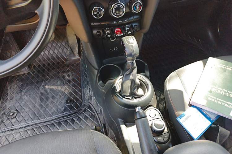 Used MINI 2016 1.2T ONE Pioneer Edition Five-Door Version
