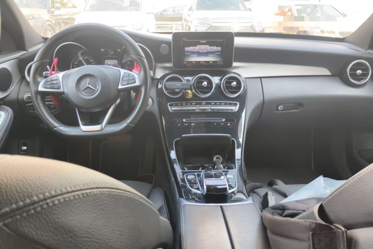 Used Mercedes-Benz C-Class 2016 C 200 Sport Edition 4MATIC Center Console