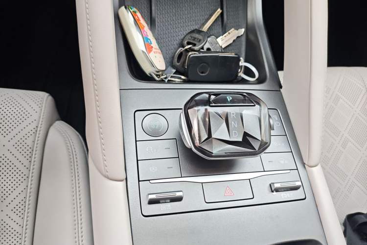 Used BYD Yuan UP 2024 401KM Leading Edition