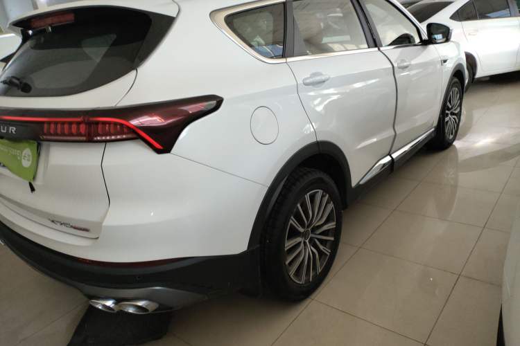 Used JETOUR X70 PLUS 2023 1.6T DCT Stronger 5-Seater
