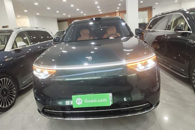 Used Hima AITO M8 2025 Extended-Range Ultra Version 53.4 kWh 6-Seater Edition
