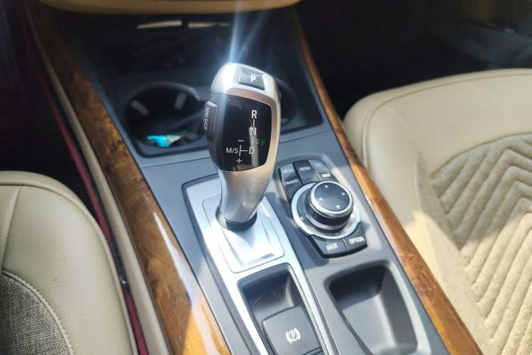 Used BMW X5 2013 xDrive35i Luxury Model
