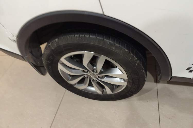 Used BAIC Senova X65 2015 2.0T Manual Luxury Edition
