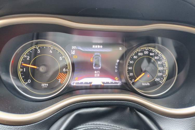 Used Jeep Cherokee 2014 2.4L Luxury Edition Instrument Cluster