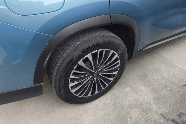 Used Chery Tiggo 8 PLUS C-DM 2025 1.5T 116 km Prestige Version 5 Seats
