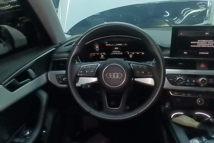 Used Audi A4L 2024 40 TFSI Fashion Dynamic Model
