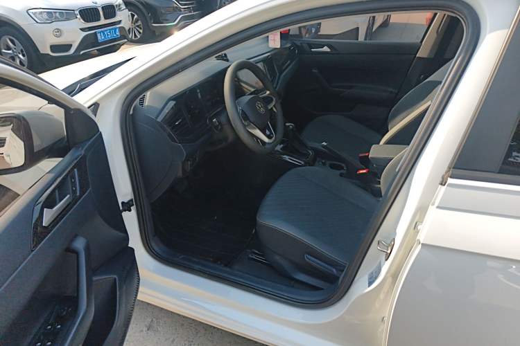 Used Volkswagen Lavida 2023 New Sharp 1.5L Automatic Excellent New Edition