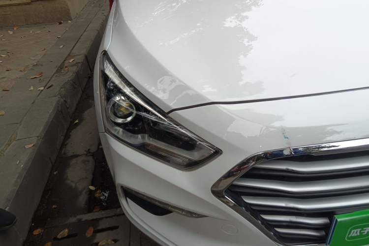 Used Hyundai Mistra 2017 1.8L Automatic Smart GLS China V Standard Right Front Headlight
