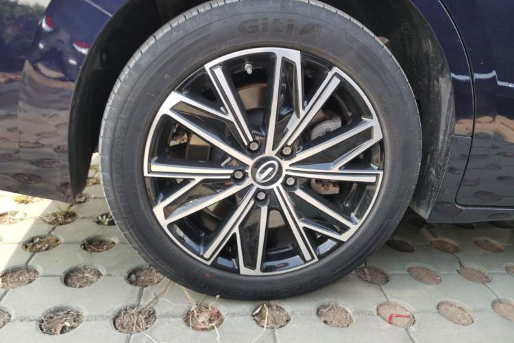 Used GAC Trumpchi E8 New Energy 2024 150km MAX Right Rear Wheel Hub