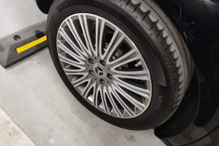 Used Mercedes-Benz E-Class 2023 Updated E 300 L Luxury Edition