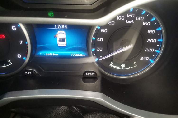 Used Geely Auto Emgrand 2017 Sedan Million Edition 1.5L Manual Luxury Model
