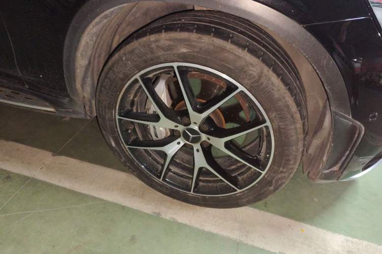 Used Mercedes-Benz GLC AMG 2020 AMG GLC 43 4MATIC Right Front Wheel Hub