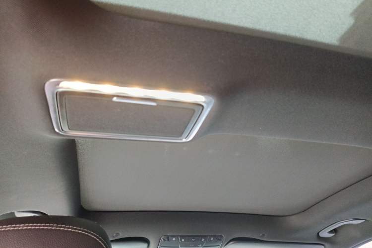 Used Mercedes-Benz GLC 2021 GLC 300 L 4MATIC Dynamic Model