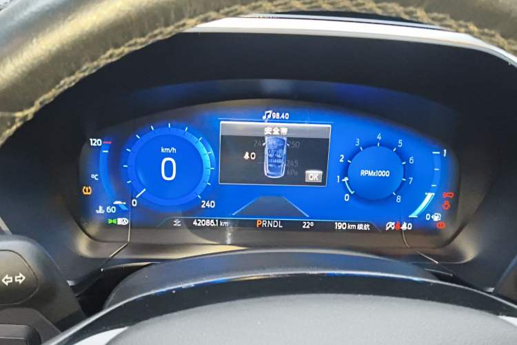 Used Ford Escape 2020 EcoBoost 245 Four-Wheel Drive Luxury Edition Instrument Cluster