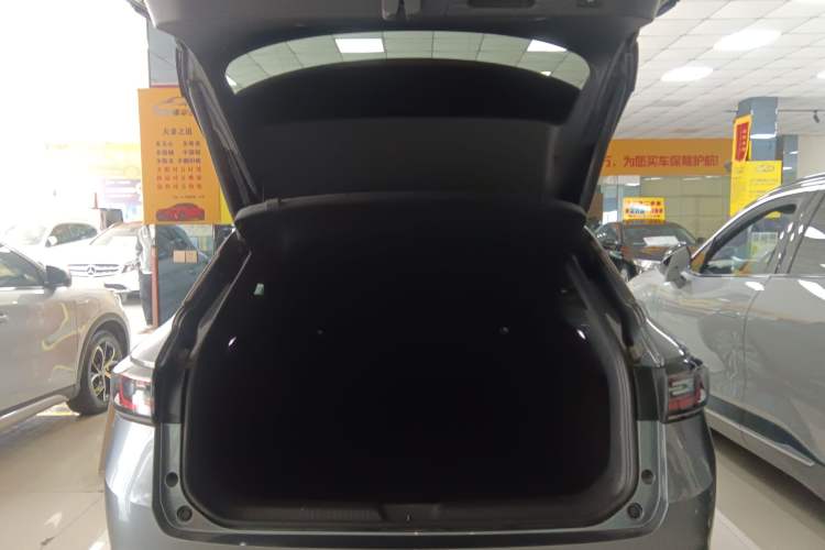 Used Volkswagen ID.4 X 2021 Pro Smart Long-Range Edition Trunk