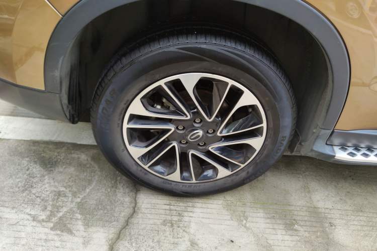 Used GAC Trumpchi GS4 2017 235T Automatic Two-Wheel Drive Elite Edition Right Rear Wheel Hub