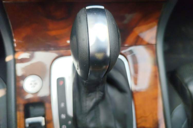 Used Volkswagen Touareg 2011 3.0 TSI High-End Version
