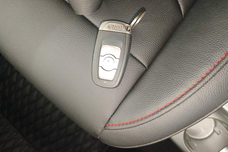 Used Haval H6 2016 Upgraded Model 1.5T Manual Two-Wheel Drive Elite Version