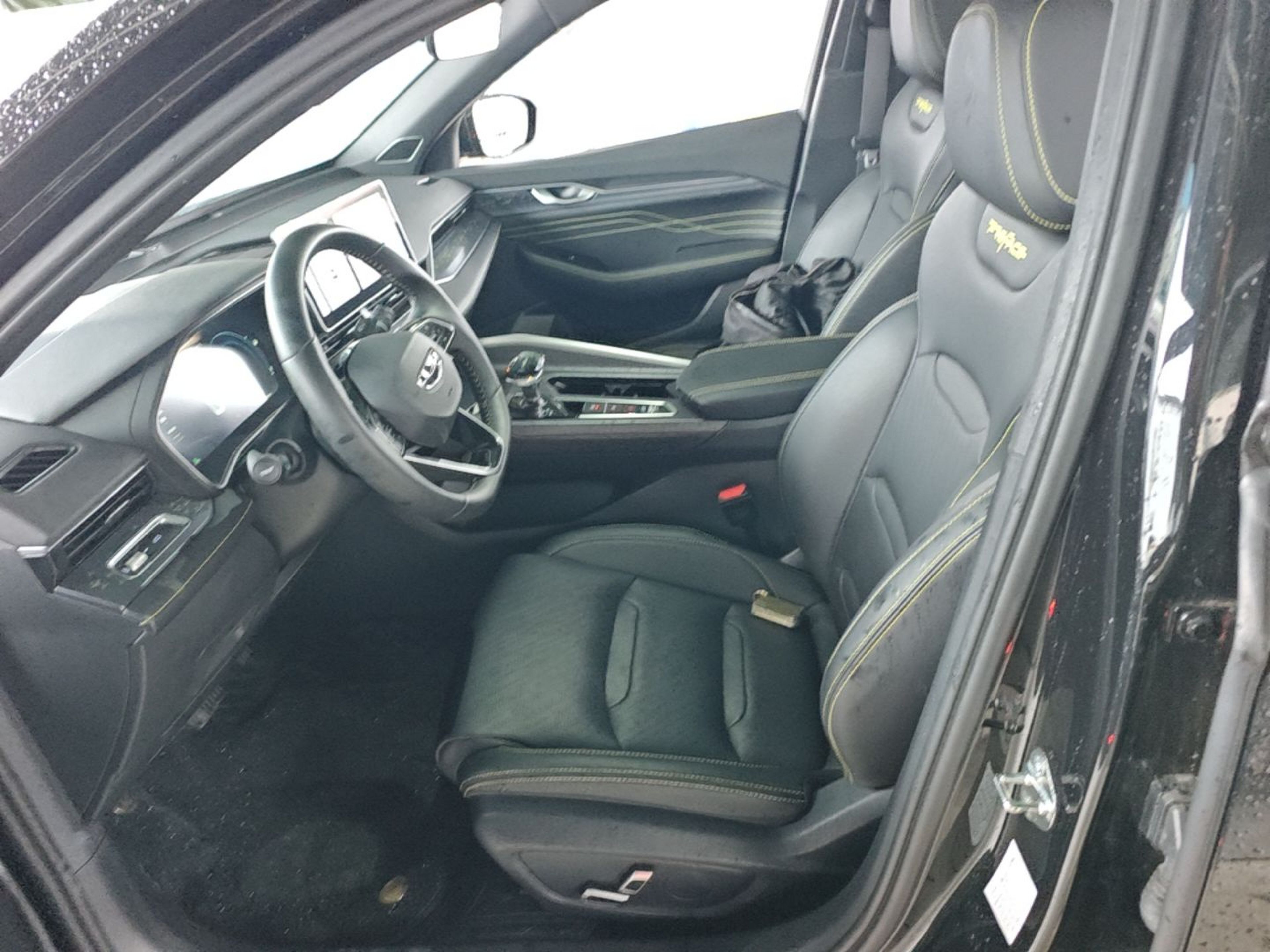 Interior delantero