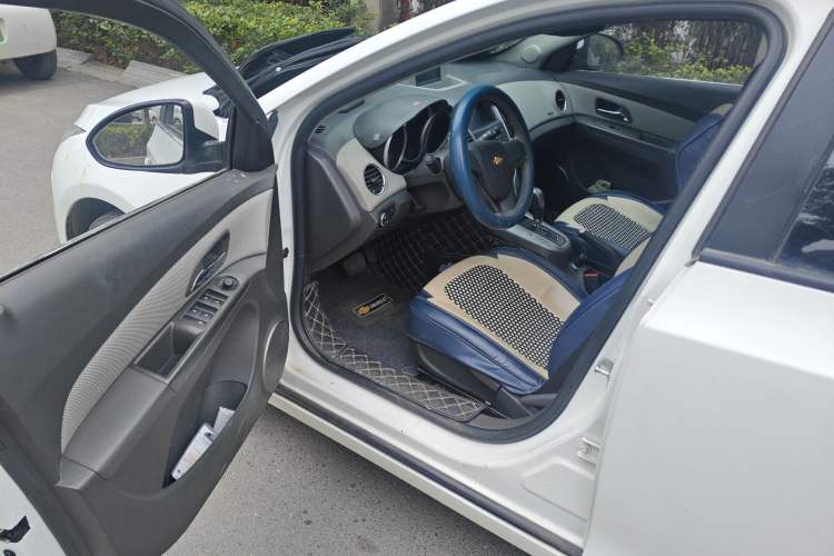 Used Chevrolet Cruze 2013 1.8L SE AT