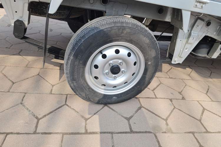 Used CHANGAN KAICHENG Xingka 2024 1.5L GDI Double-Cab Long-Box Cargo Vehicle – Comfort Edition