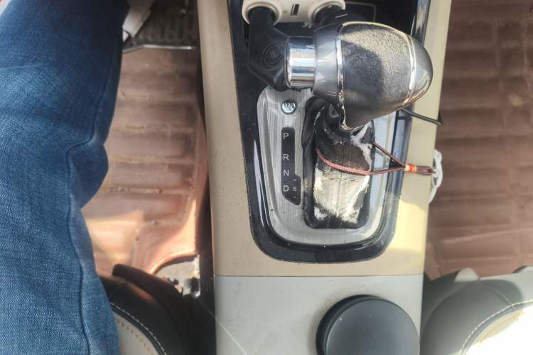 Used FORTHING Joyear XV 2015 1.6L CVT Luxury Model Gear Lever