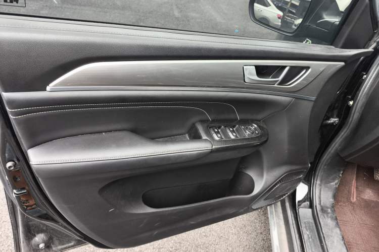 Used Haval M6 2021 PLUS 1.5T Manual Luxury Smart Connectivity Model