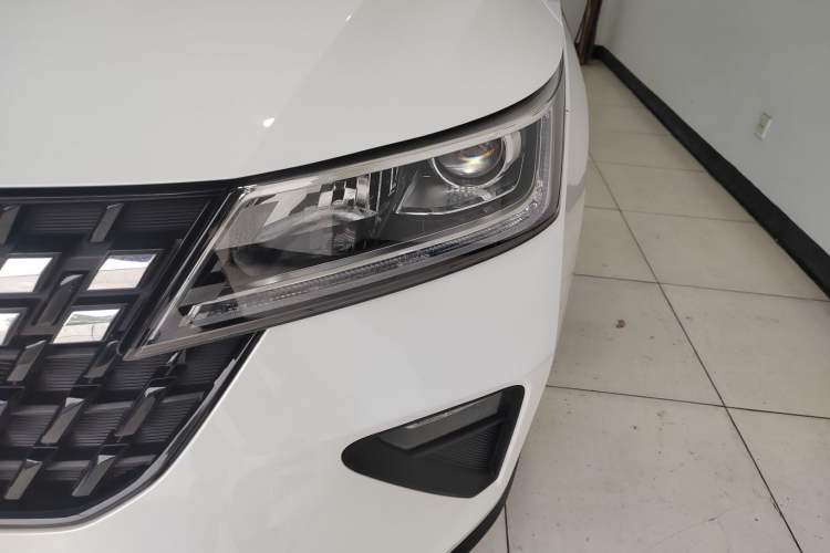 Used Wuling Alvez 2022 1.5L Manual Comfort Version
