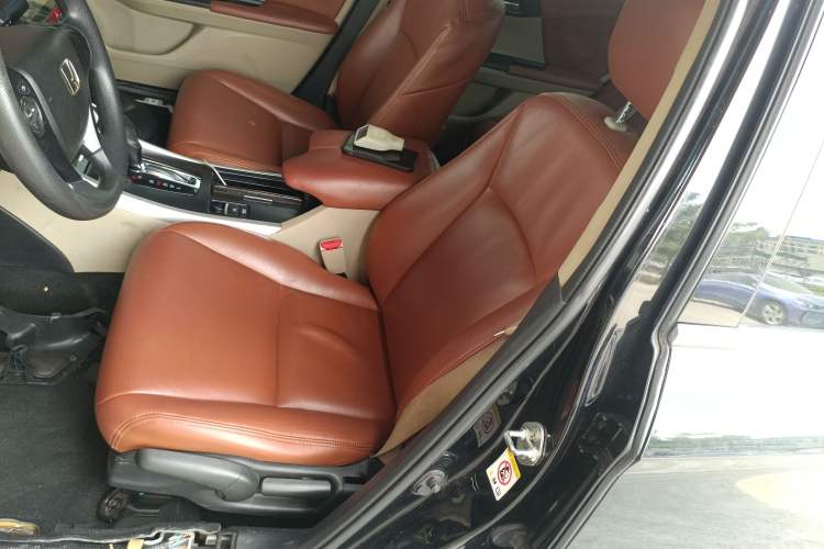 Used Honda Accord 2014 2.0L LX Comfort Edition Left Front Seat