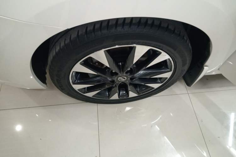 Used Nissan Lannia 2021 1.6L CVT Smart Connect Smart Cool Edition
