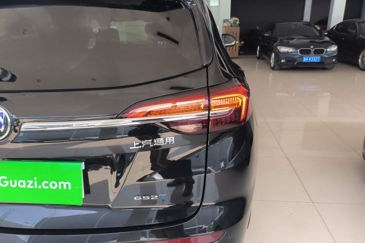 Used Buick Envision 2021 Encore Plus 652T Five-Seat Luxury Model Right Rear Taillight