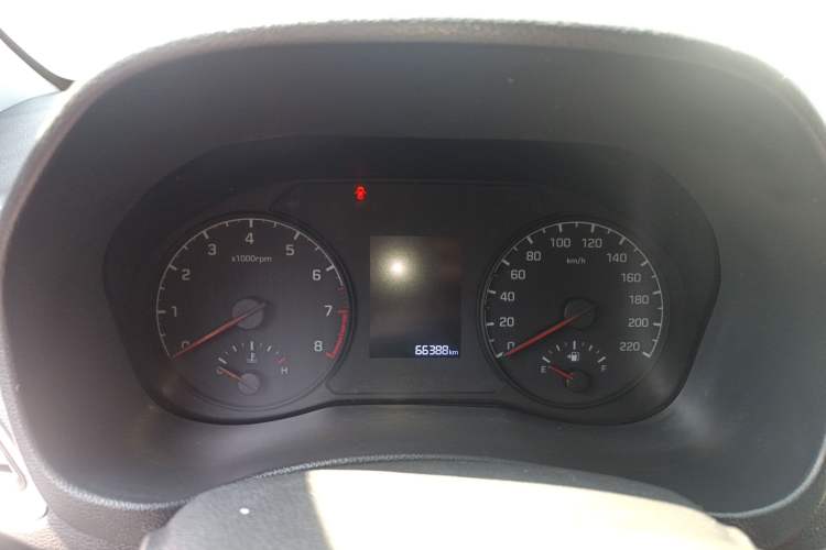 Used Hyundai Verna (new generation) 2016 1.4L Manual Cool Edition GLS Instrument Cluster