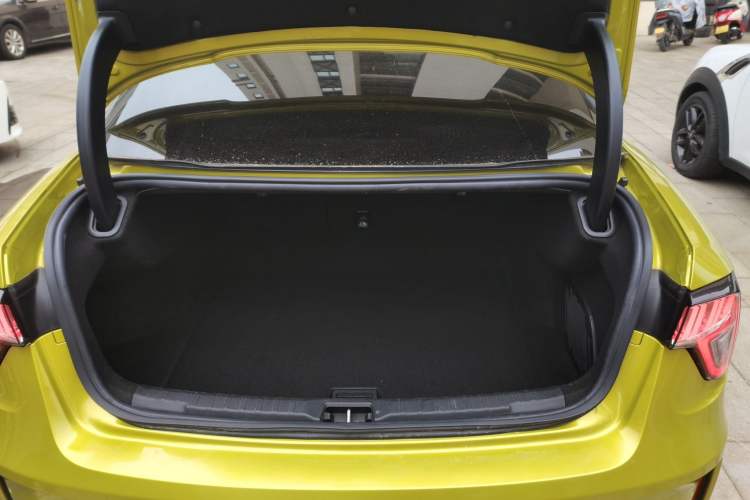 Used Lynk & Co 03 2019 03+ 2.0TD Automatic Wind-Chasing Edition