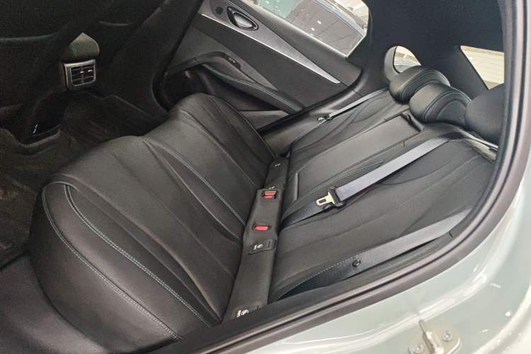 Used BYD Seal 06 New Energy 2025 DM-i Smart Drive 120KM Deluxe Model
