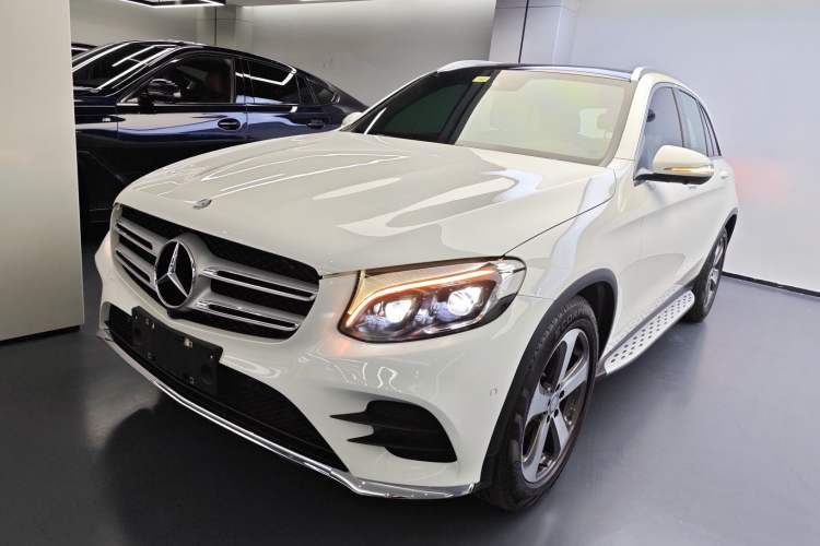 Used Mercedes-Benz GLC 2016 GLC 300 4MATIC Dynamic Model
