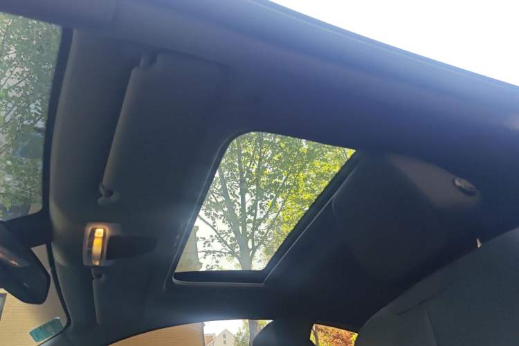 Used BMW 4 Series 2014 420i Fashion Model Headliner