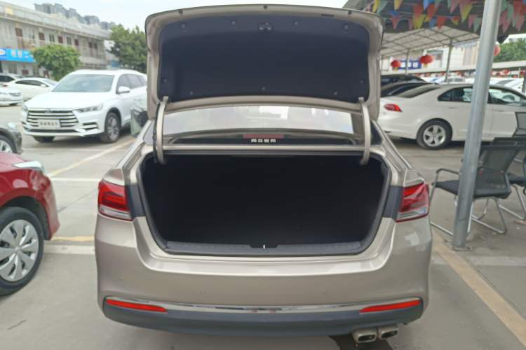 Used Kia K4 2015 1.8L Automatic DLX Special
