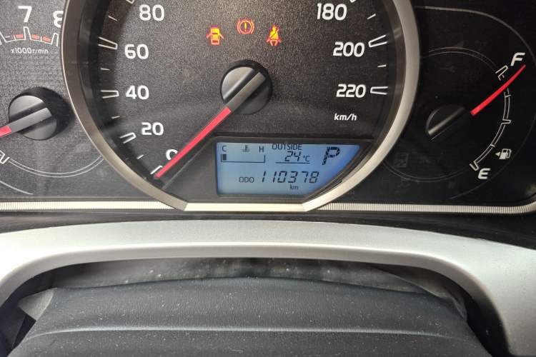 Used Toyota RAV4 2019 2.0L CVT Two-Wheel Drive Luxury Version China VI Standard