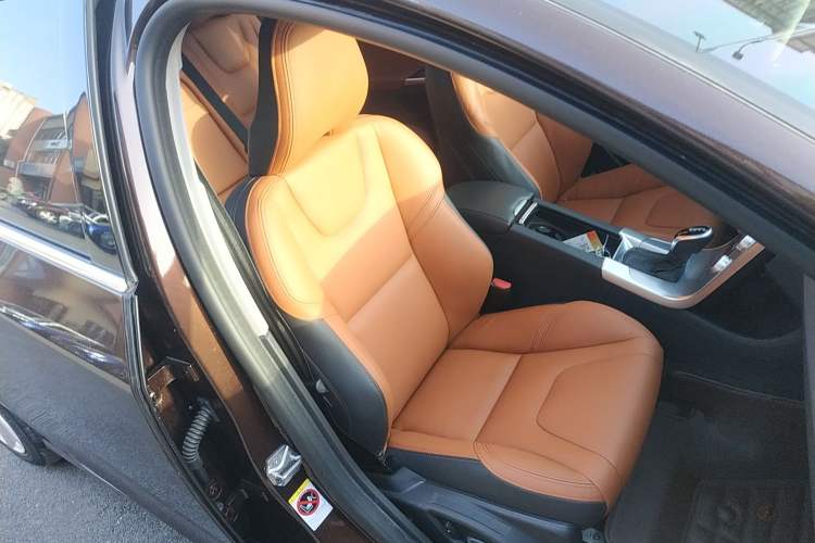 Used Volvo S60 2017 S60L T5 Intelligent Drive Edition Right Front Seat