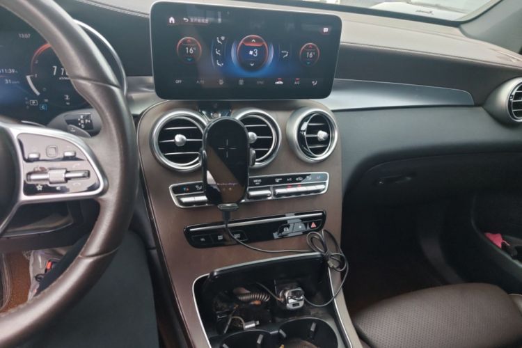 Used Mercedes-Benz GLC 2020 Facelift GLC 300 L 4MATIC Dynamic Edition
