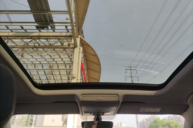 Used Volkswagen Tiguan L 2022 330TSI Automatic Two-Wheel Drive R-Line Enhanced Edition Headliner