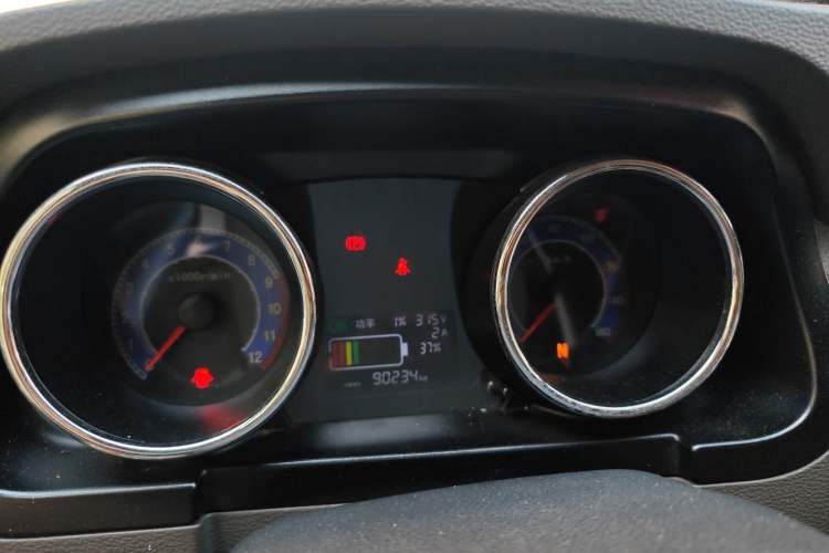 Used King Long Longyao 6 2022 Van Series with CATL 38.64 kWh Power Battery
