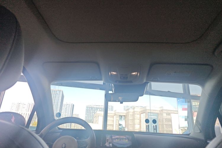 Used ORA Good Cat 2022 Morandi Edition 400km Standard Range Two-Week Young Enjoyment Version Lithium Iron Phosphate