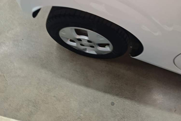 Used Roewe Clever 2021 302 km New Four-Seater Super-Efficient Version